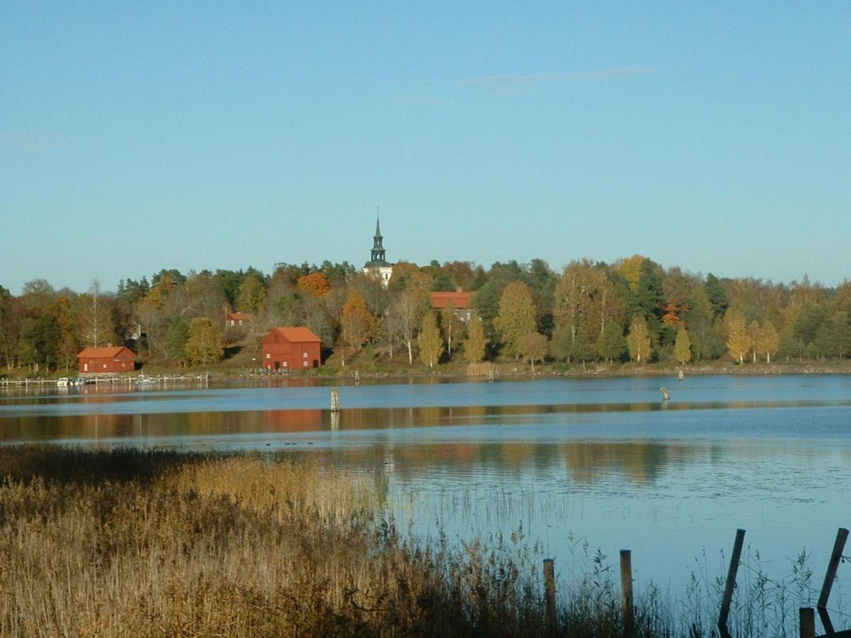 Klaraborg - Rum Och Koek I Borgvik Esterno foto